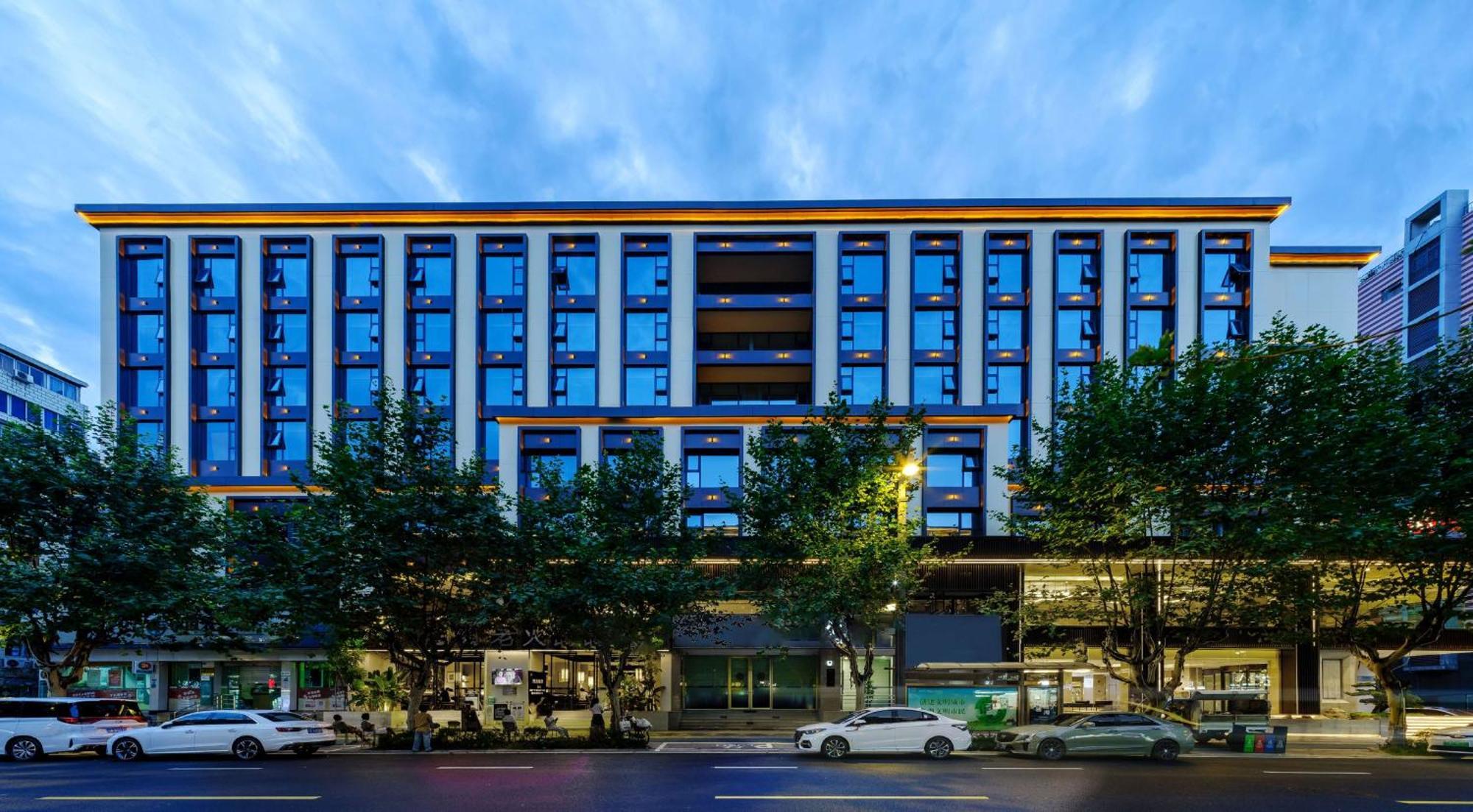 Hilton Garden Inn Chengdu Kuanzhai Alley Exterior foto